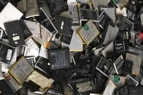 ㊣金塔三合乡附近回收旧电池☯高价回收科士达电池☯废铅酸电池回收